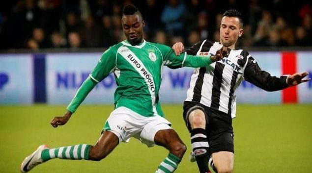 接过球队标 接过球队标